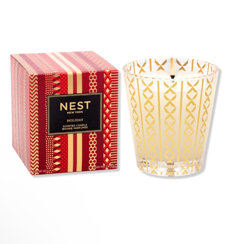 NWT NEST New York Holiday Classic Candle 50-60 Hours Burn Time 8.1 oz
